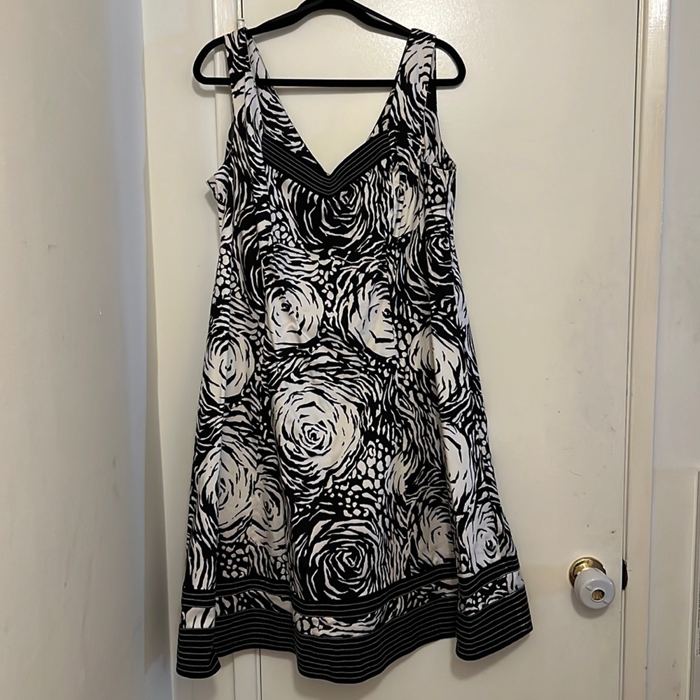 I.N. Studio dress